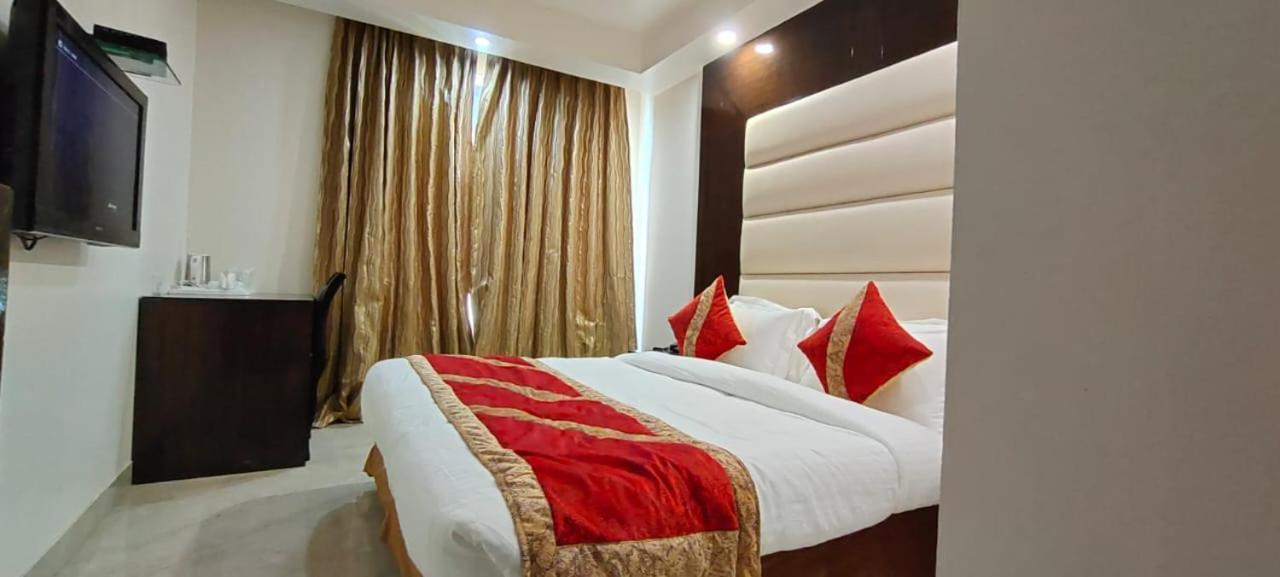 Hotel Benz International 델리 외부 사진