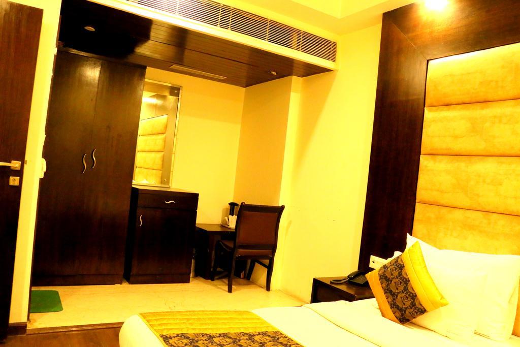 Hotel Benz International 델리 외부 사진