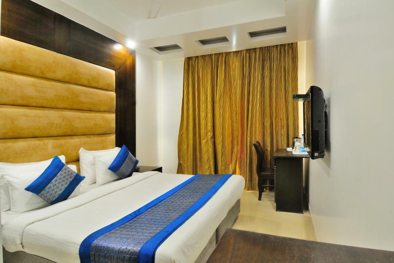 Hotel Benz International 델리 외부 사진